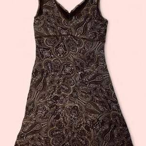 Vtg brown paisley dress old